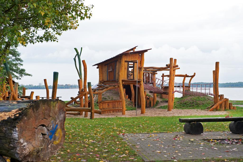 See- Und Waldresort Groebern Grobern Exterior foto